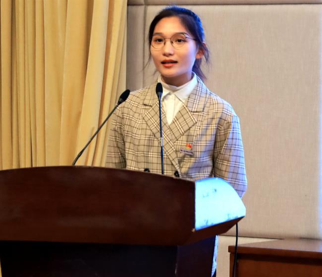 章紫晶.jpg 章紫晶.jpg