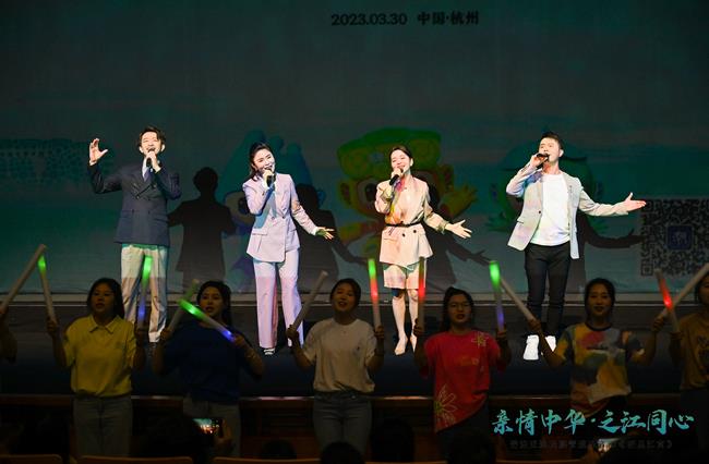 SYT_1494-opq395647345.jpg